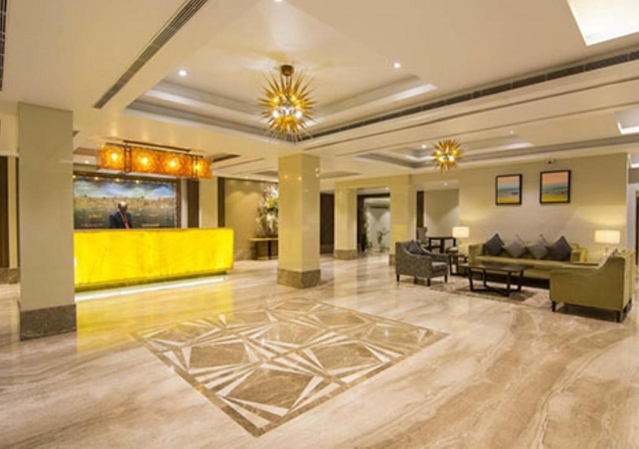 The India Benares Hotel Eksteriør billede